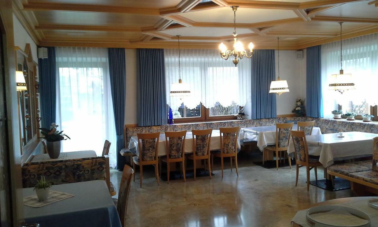 Garni Schwarzenstein Hotel Кампо Турес Екстериор снимка