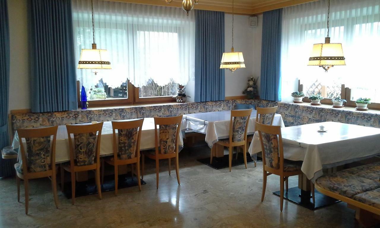 Garni Schwarzenstein Hotel Кампо Турес Екстериор снимка
